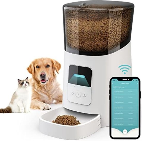 Automatic feeding station.