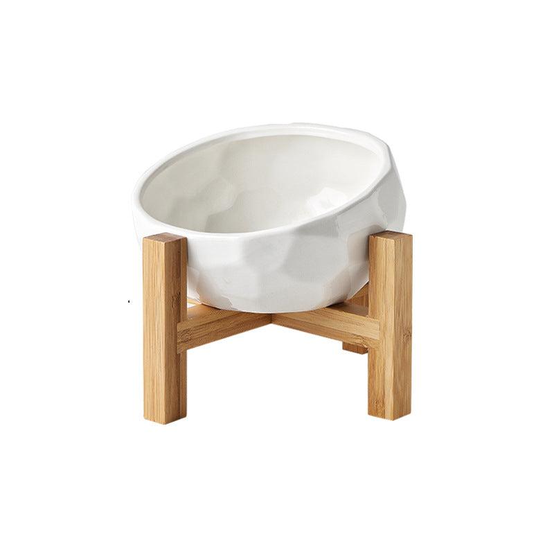Ergonomic elevated pet food bowl.