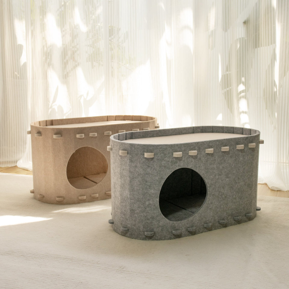 Cozy cat cave made of felt.