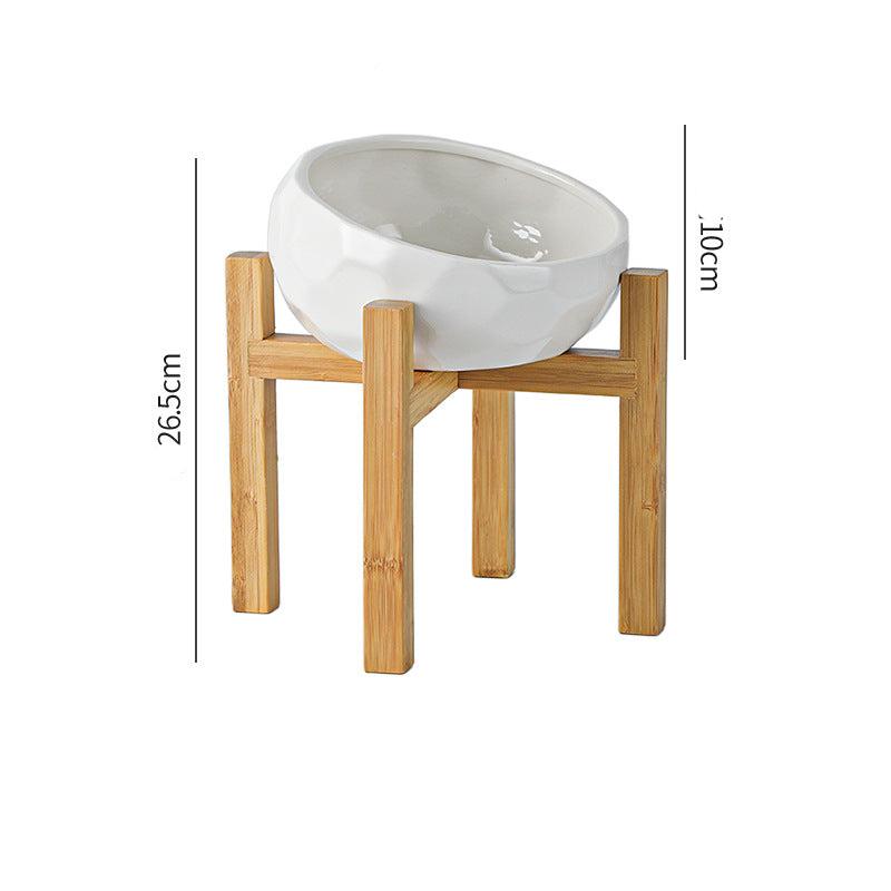 Ergonomic elevated pet food bowl.