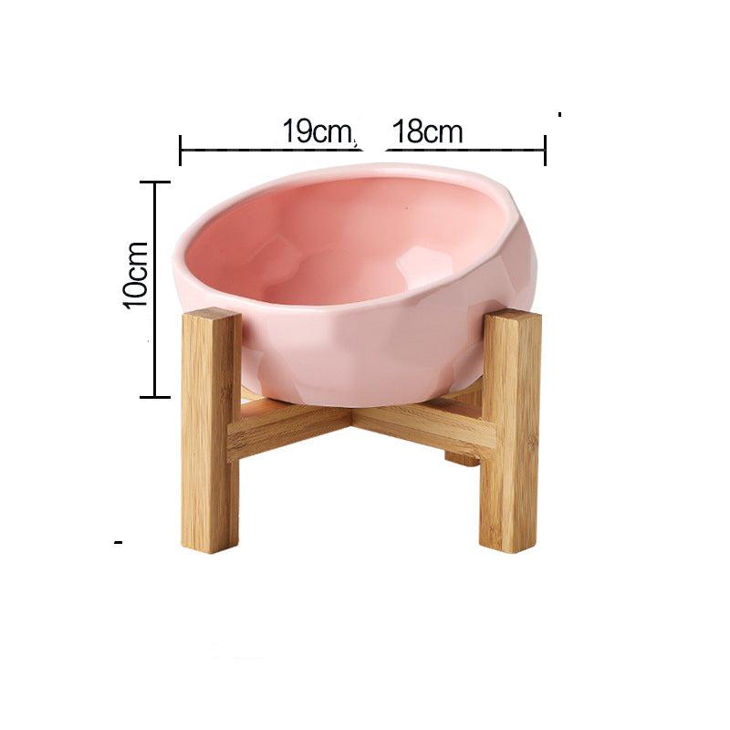 Ergonomic elevated pet food bowl.
