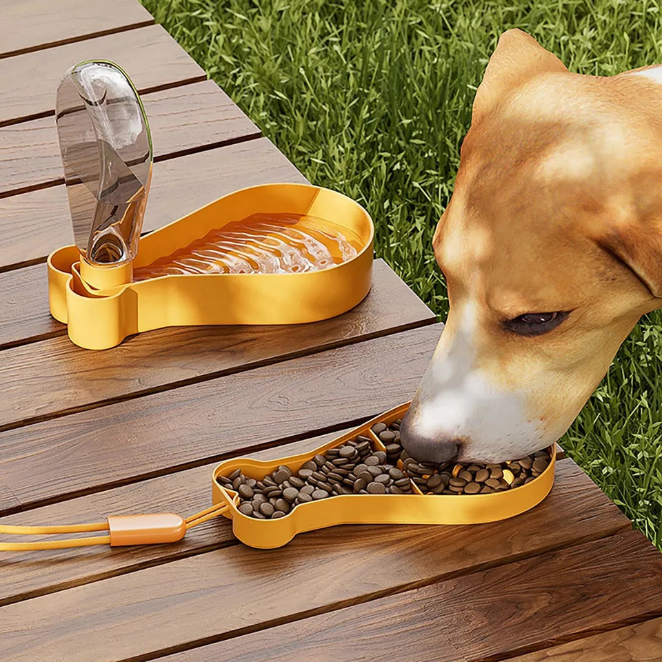 2in1 feeding station for on the go in chicken leg look.